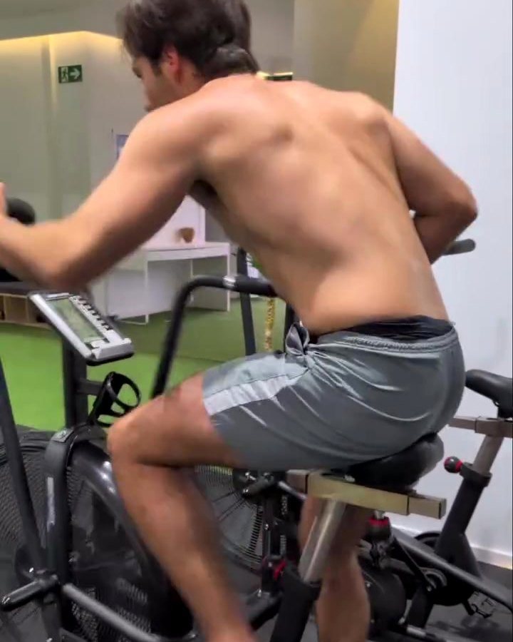 Trabajo de intensidad en air bike
